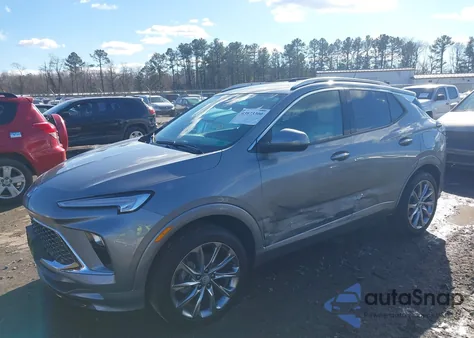 2024 Buick Encore Gx Avenir Awd z USA, uszkodzony, nr VIN KL4AMGSL5RB005117